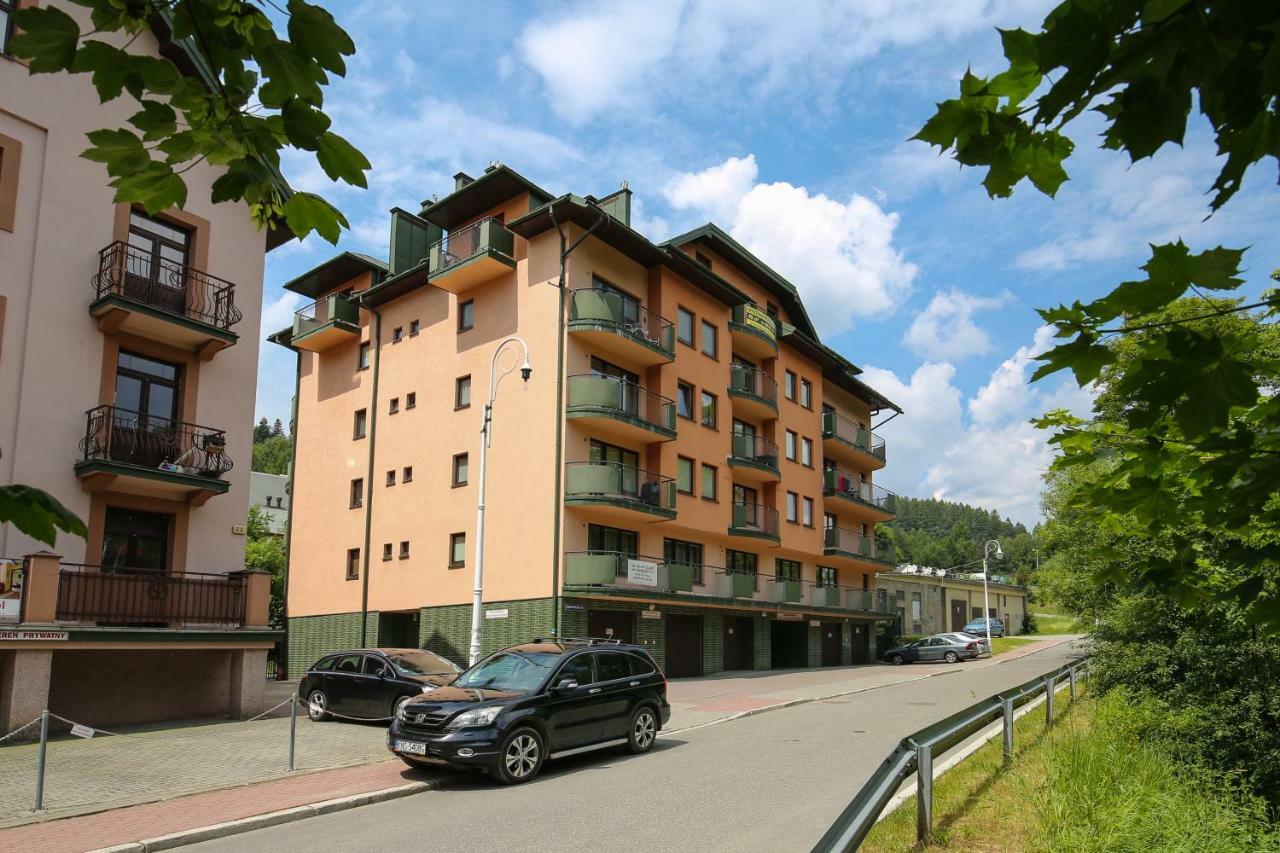 Apartamenty Na Pierwszym Pietrze Krynica-Zdrój Exterior foto